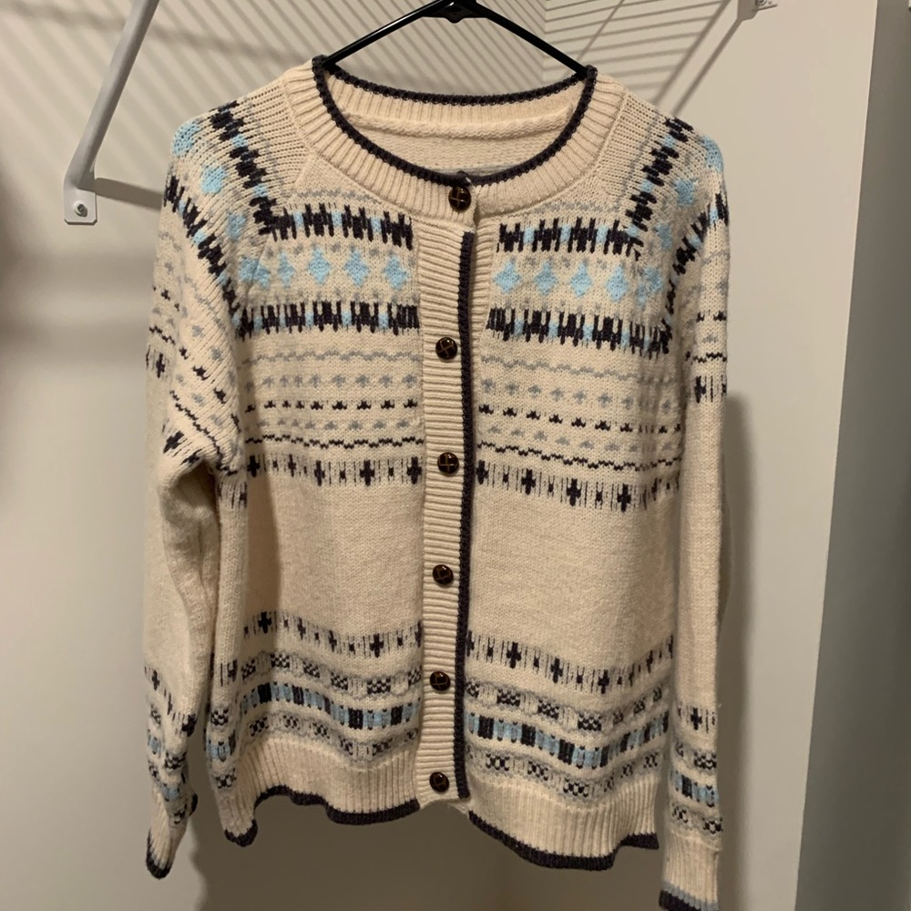 Chic Patterned Button-Up Cardigan - image 1